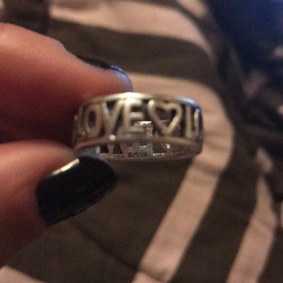 LOVE Ring - Picture 4 of 4